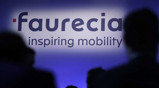 Faurecia vereinbart Partnerschaft mit Parrot Automotive und beschleunigt Entwicklung von Konnektivitätslösungen für das Fahrzeug der Zukunft