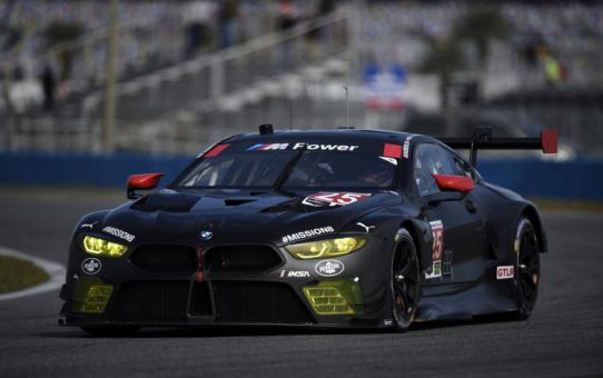 Start frei für die neue Speerspitze: BMW M8 GTE feiert Rennpremiere bei den "Rolex 24" in Daytona