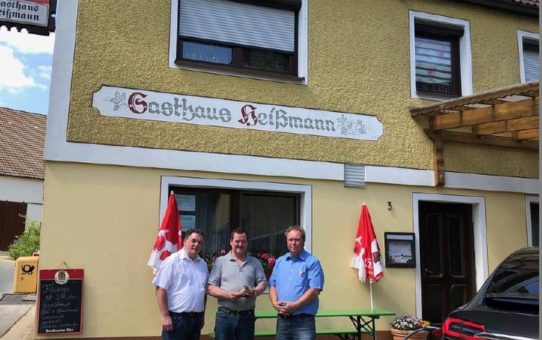 Geheimtipp: Gasthaus Heißmann - Essen - E-Auto tanken mit Solarstrom in Morsbrunn-Kirchensittenbach