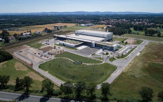 HARTING nimmt Logistikzentrum European Distribution Center in Betrieb