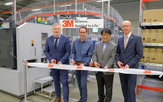 3M Logistikzentrum Jüchen weiht automatisches Lager ein