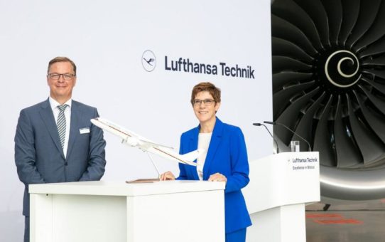 Übergabe des ersten Airbus A350 an die Flugbereitschaft der  Bundesregierung