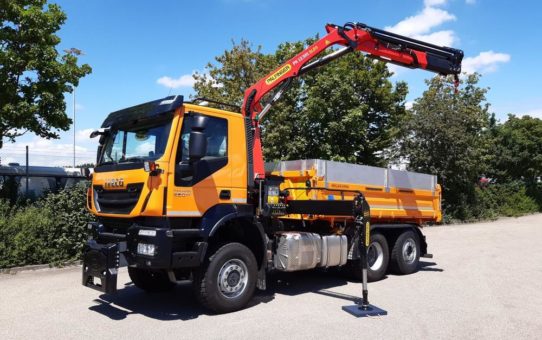 Perfekte Lösungen für den Kommunalen-Winterdienst: IVECO Daily, IVECO Eurocargo und IVECO Trakker als Dreiseitenkipper mit Winterdienstausstattung