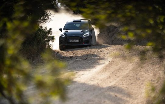 Ford Fiesta Rally3: Turbo-Allradler für regionalen, nationalen und  internationalen Rallye-Sport startet ab 99.999 Euro