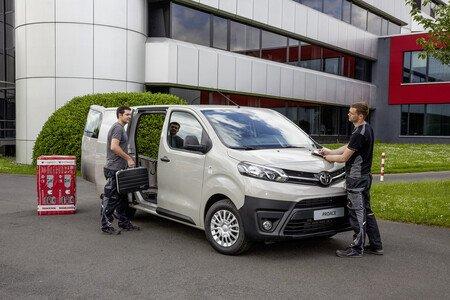 Toyota Proace ist bester Firmenwagen des Jahres 2020