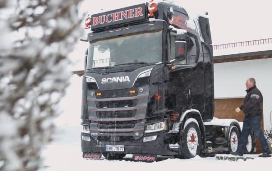 Transportunternehmen Buchner setzt auf neuen Scania 770 S: "Pure Faszination am Fahren"