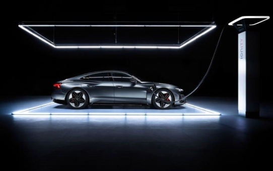 Elektrisch, sportlich und progressiv:  Der Audi e-tron GT