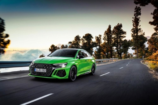 Klassenprimus rollt an den Start:  Neuer Audi RS 3 ab sofort bestellbar