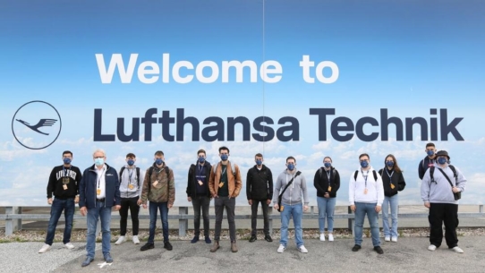 126 junge Menschen beginnen ihr Berufsleben in der Lufthansa Technik Gruppe