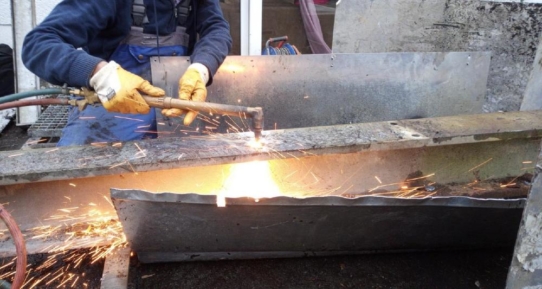 Mit dem Schrottankauf Düsseldorf ist es einfach, Metallschrott loszuwerden