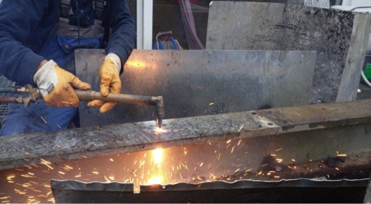 Neben fairen Preisen garantiert der Schrotthändler Castrop-Rauxel ein fachkundiges Schrott-Recycling