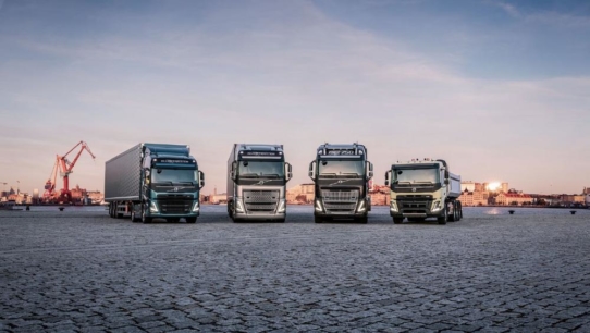 Volvo Trucks bringt eine neue Generation von Schwerlast-Lkw auf den Markt, bei denen der Fahrer im Mittelpunkt steht