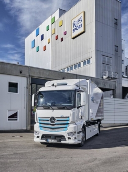 Elektrisch. Praktisch. Gut. - Ritter Sport setzt vollelektrischen Mercedes-Benz eActros für Produktionsversorgung ein