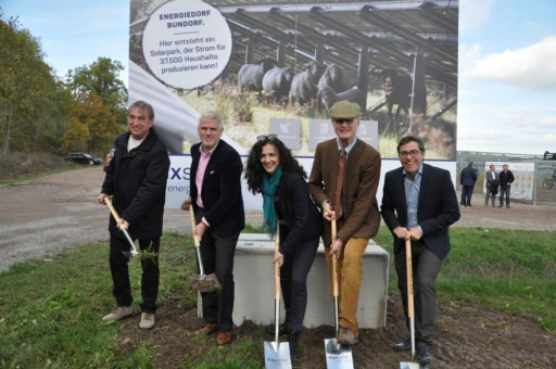 Spatenstich für den Bürgersolarpark Bundorf