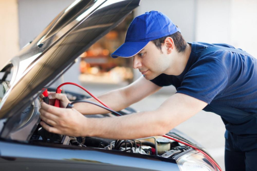 Batterietausch bei modernen Fahrzeugen den Fachwerkstätten überlassen