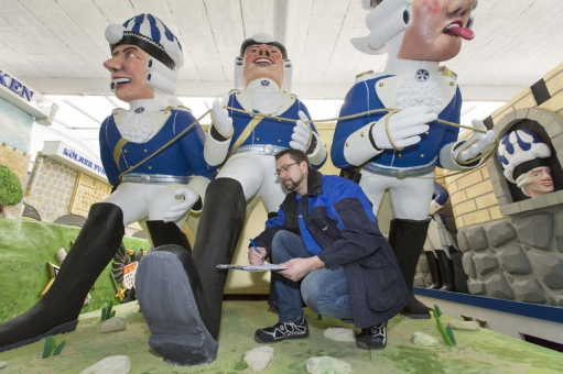 Karneval: Fahrzeuge ohne Gutachten im Zug untersagt