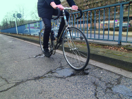 TÜV Rheinland: Zustandserfassung von Radwegen kann Unfällen vorbeugen