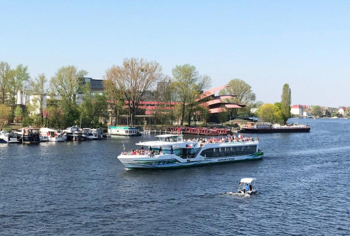 Im Flüstermodus die Havel entlang Durchdacht konstruiert von Bug bis Heck