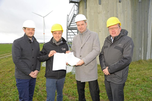 Qualitas Energy wirbt gemeinsam mit dem sächsischen Staatsministerium für die Windenergie