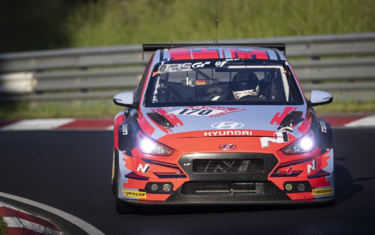 Hyundai Motorsport mit zwei TCR-Rennwagen bei den 24h Nürburgring