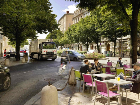 Renault Trucks übergibt D Wide Z.E. an die Metropolregion Lyon