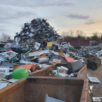 Bei größeren Schrott Gegenständen und Altmetallen können die mobilen Schrotthändler in Aachen mithilfe von Demontage