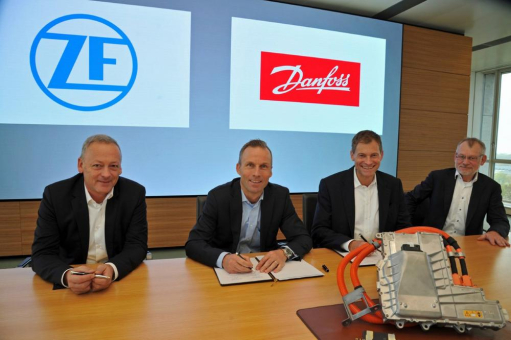 ZF und Danfoss schließen strategische Partnerschaft