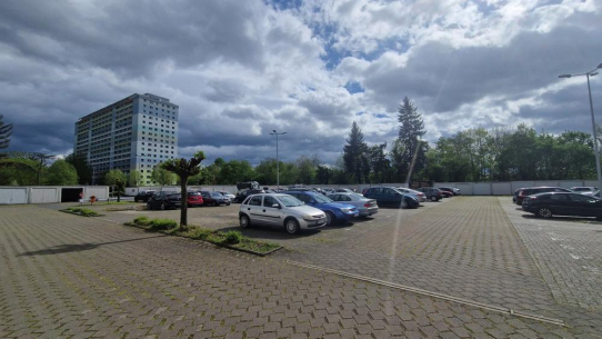 Photovoltaik-Parkplatz statt Balkonkraftwerk