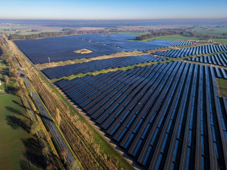 BELECTRIC nimmt 114-Megawatt-Solarpark in Mecklenburg-Vorpommern in Betrieb