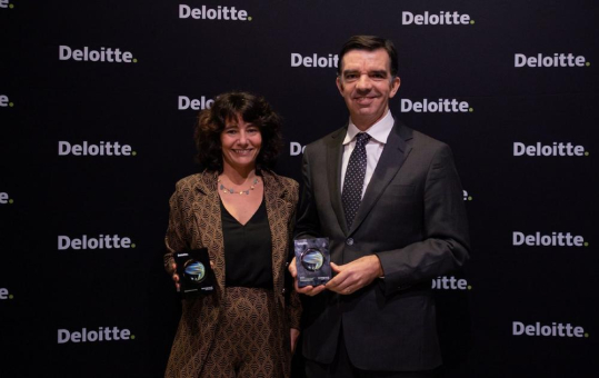 Critical Manufacturing steigt in Deloitte’s Technology Fast 50 auf und erhält renommierten Market Catalyst Award