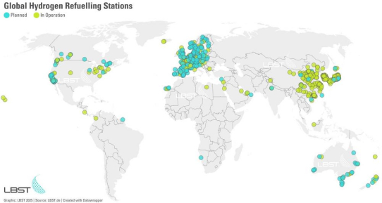Meilenstein erreicht: Weltweit waren 2024 über 1.000 Wasserstofftankstellen in Betrieb